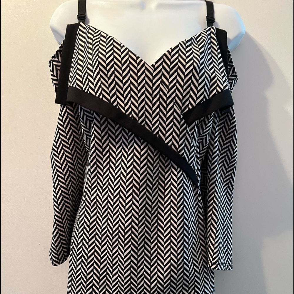 Fashion To Figure Off the Shoulder Dress, Black and White, Size 14-16